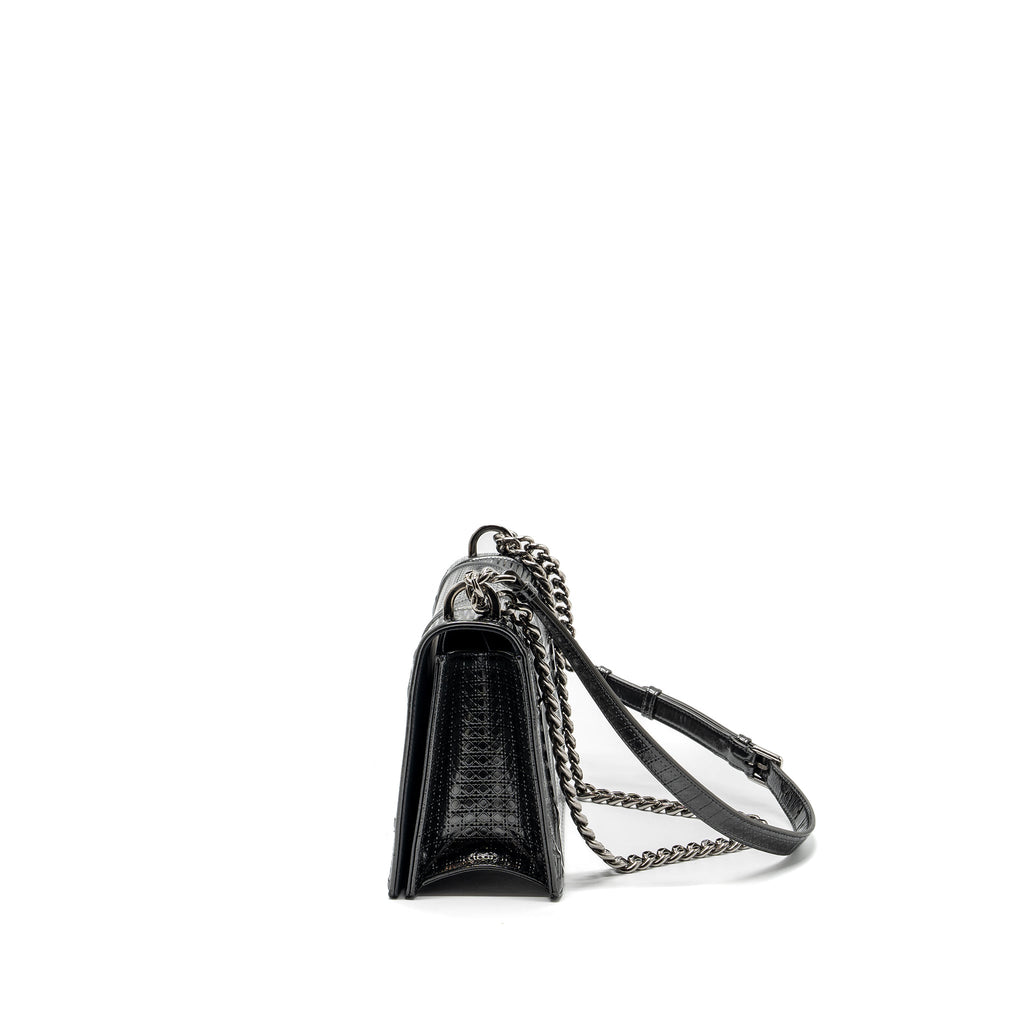 DIOR MEDIUM DIORAMA CALFSKIN METALLIC SILVER SHW