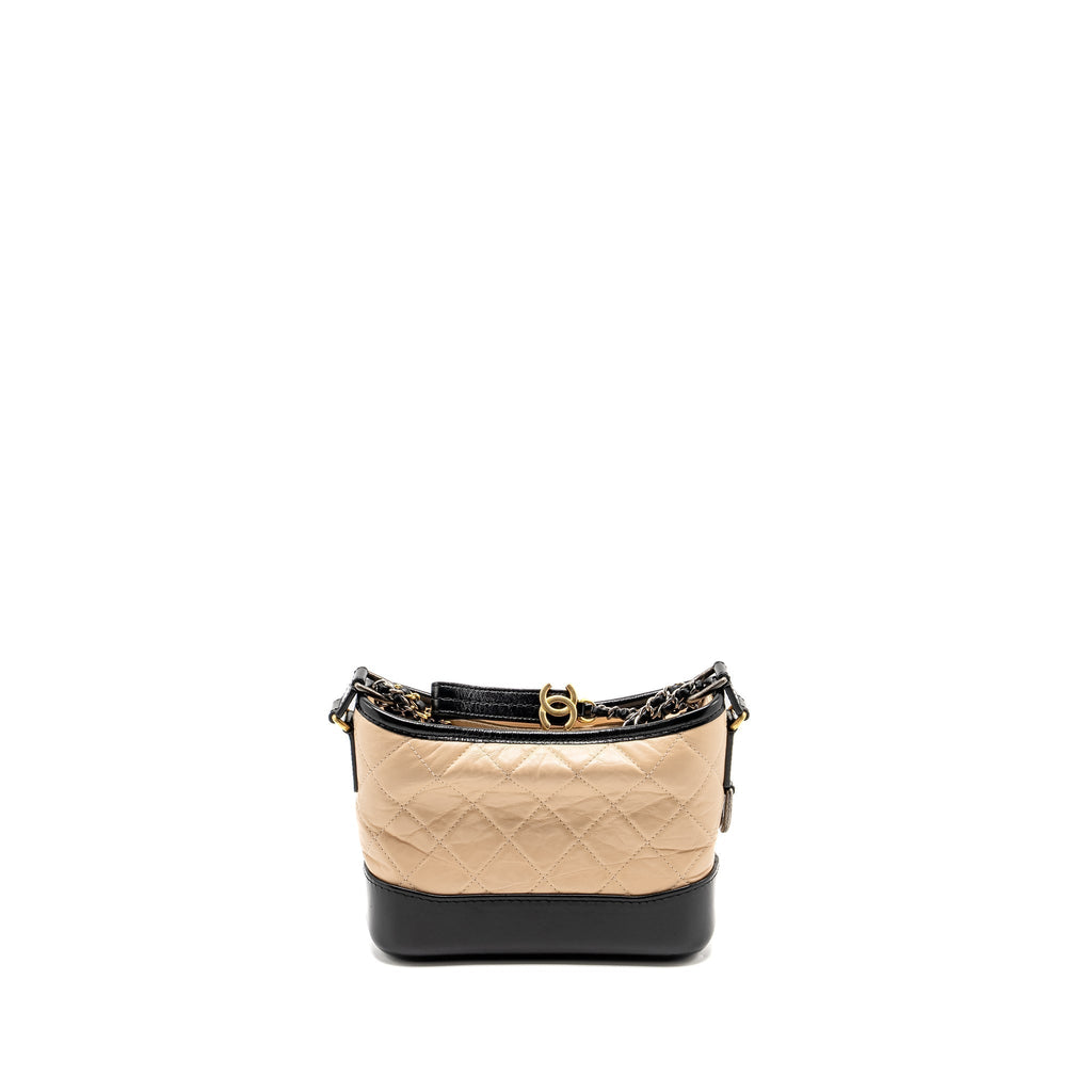 CHANEL SMALL GABRIELLE HOBO BAG AGED CALFSKIN BEIGE/BLACK MULTICOLOUR HARDWARE