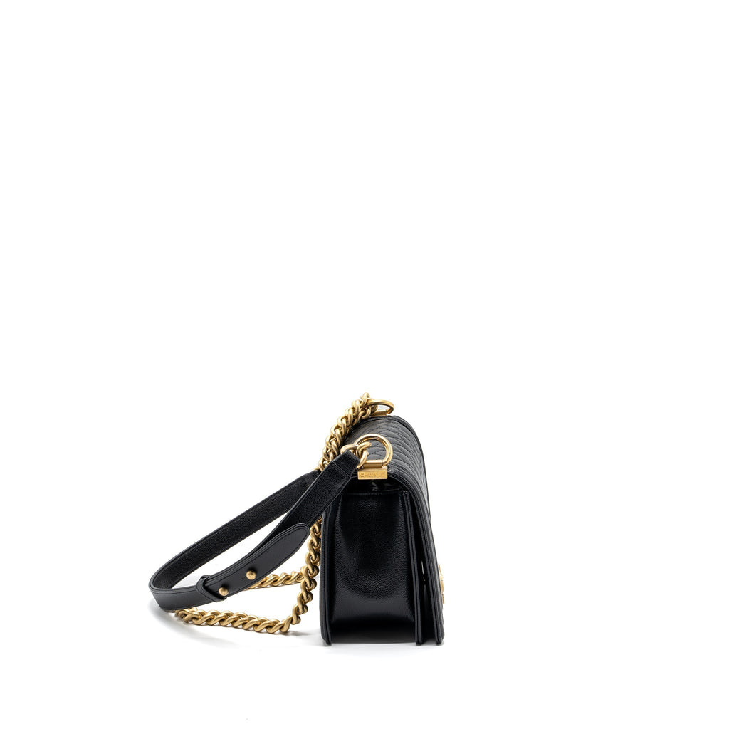 CHANEL MEDIUM CLASSIC BOY BAG CAVIAR BLACK GHW
