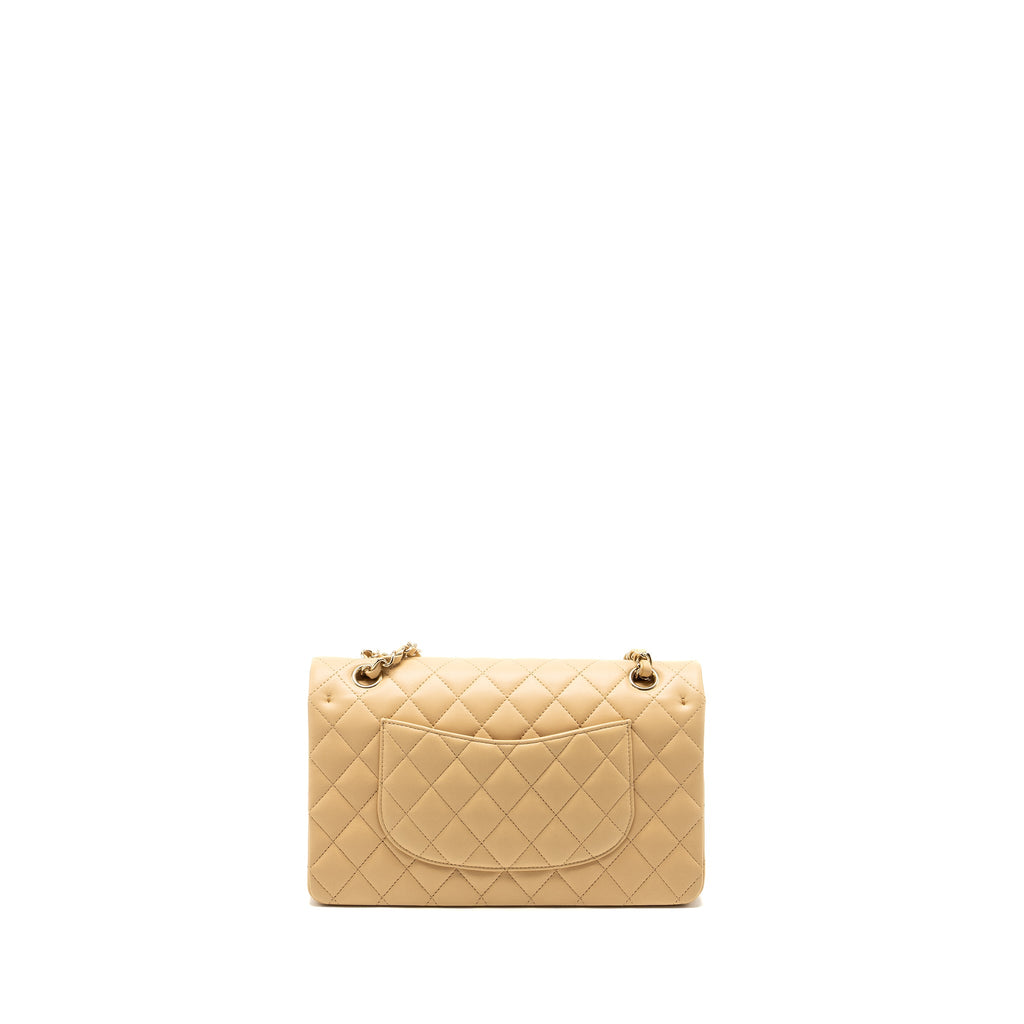 CHANEL MEDIUM CLASSIC DOUBLE FLAP BAG LAMBSKIN BEIGE LGHW (MICROCHIP)