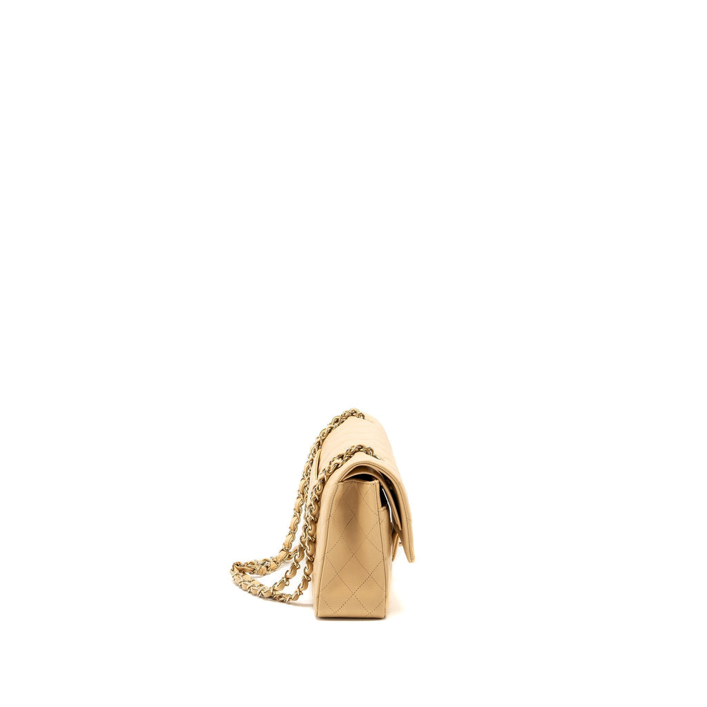 CHANEL MEDIUM CLASSIC DOUBLE FLAP BAG LAMBSKIN BEIGE LGHW (MICROCHIP)