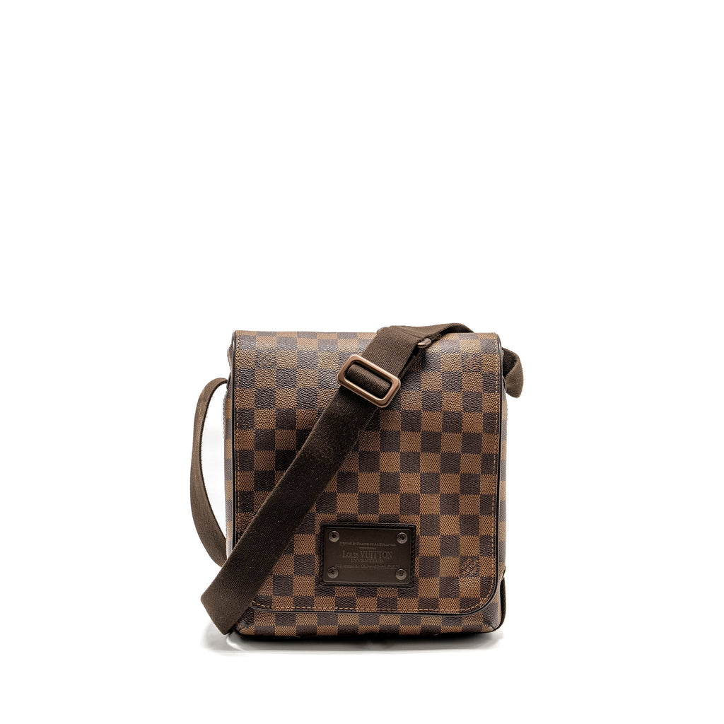 LOUIS VUITTON BROOKLYN PM MESSENGER BAG DAMIER EBENE CANVAS BROWN HARDWARE
