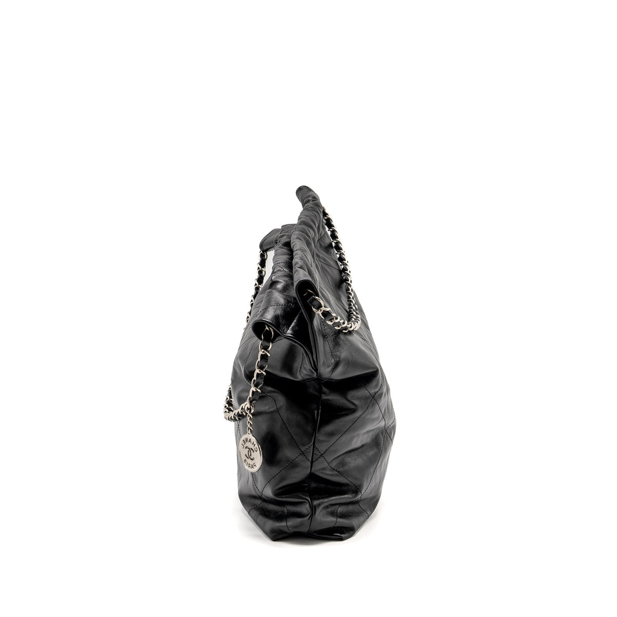 CHANEL MEDIUM 22 SHINY CALFSKIN BLACK SHW (MICROCHIP)