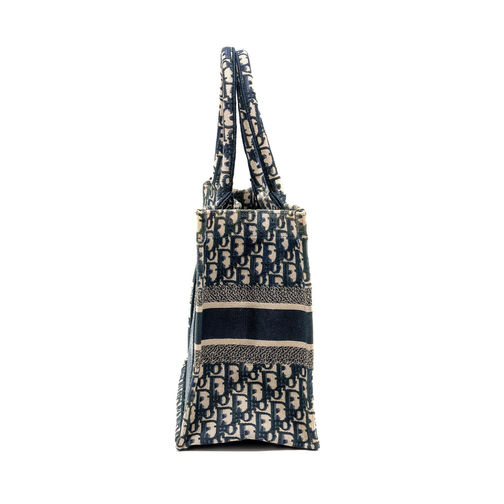 DIOR MEDIUM BOOK TOTE DIOR OBLIQUE EMBROIDERY BLUE