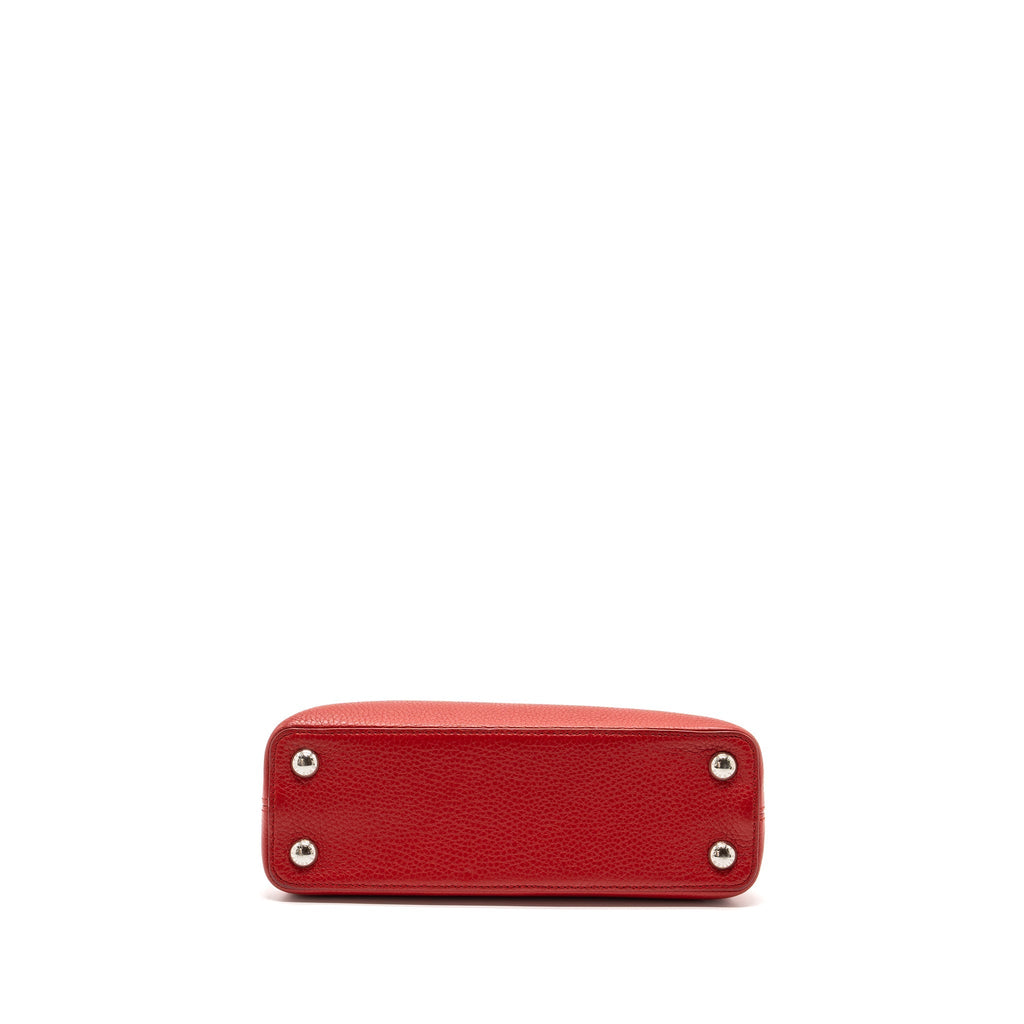 LOUIS VUITTON CAPUCINES BB TAURILLON RED GHW