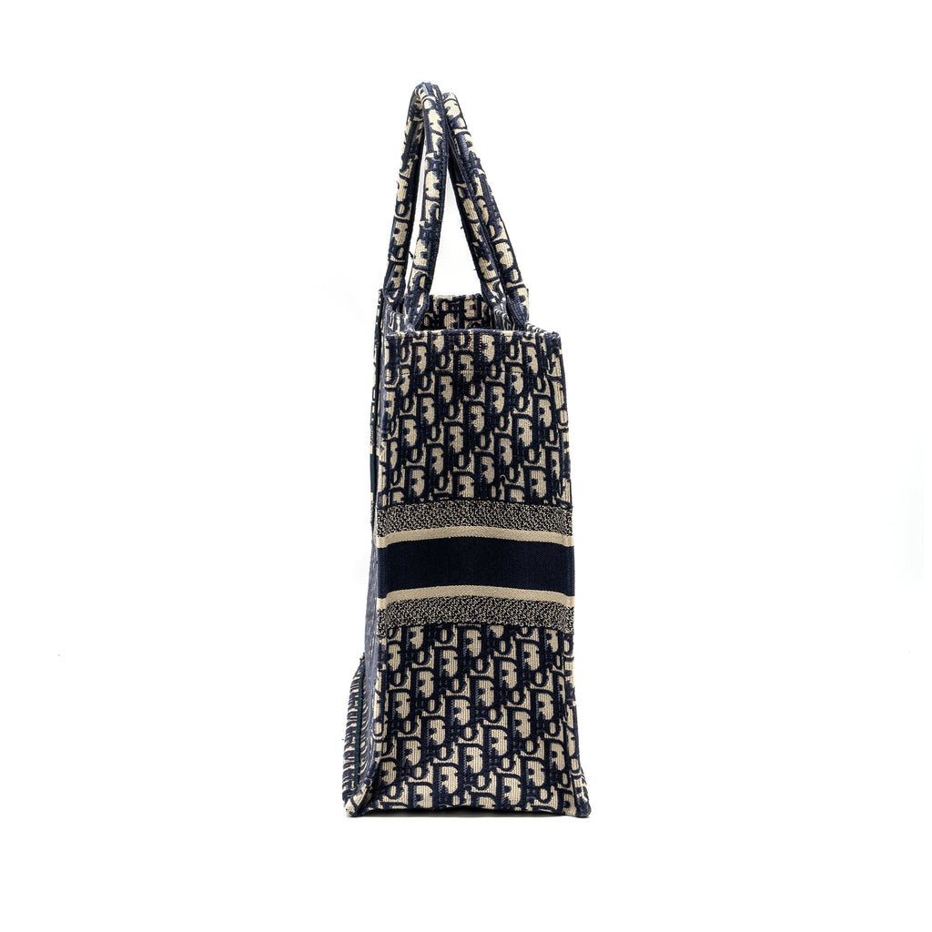 DIOR LARGE BOOK TOTE BLUE DIOR OBLIQUE EMBROIDERY