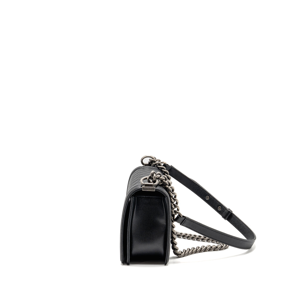 CHANEL MEDIUM BOY BAG CAVIAR BLACK RUTHENIUM HARDWARE