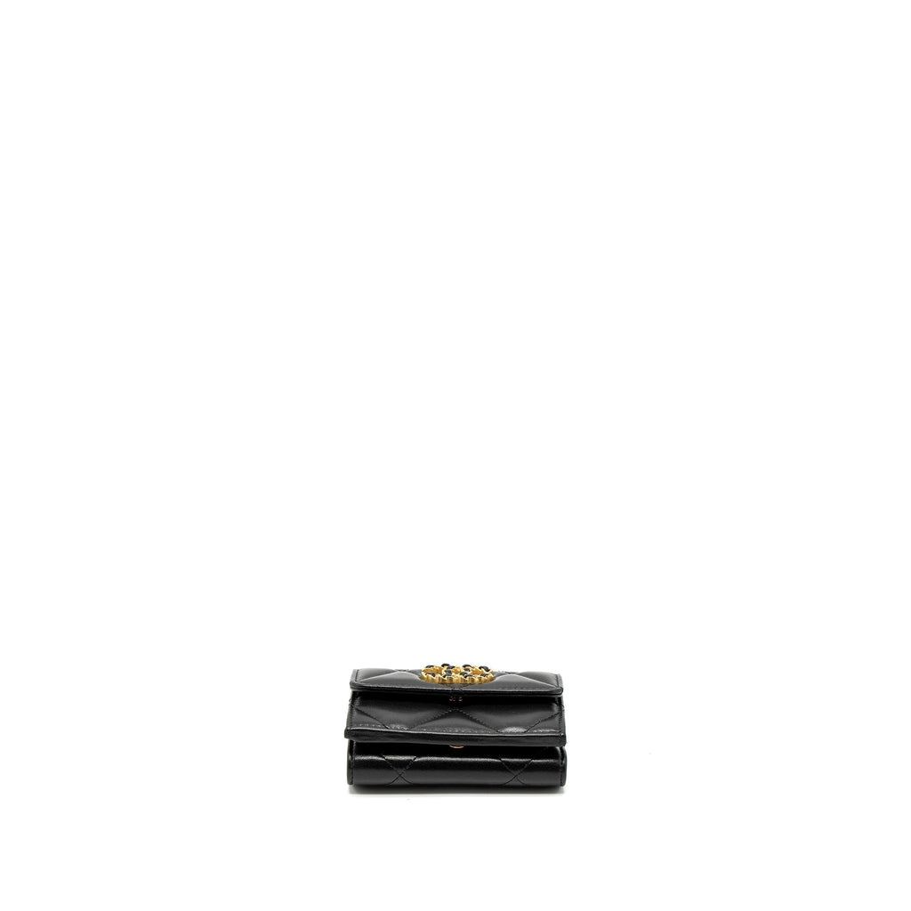 CHANEL 19 FLAP COMPACT WALLET LAMBSKIN BLACK GHW (MICROCHIP)