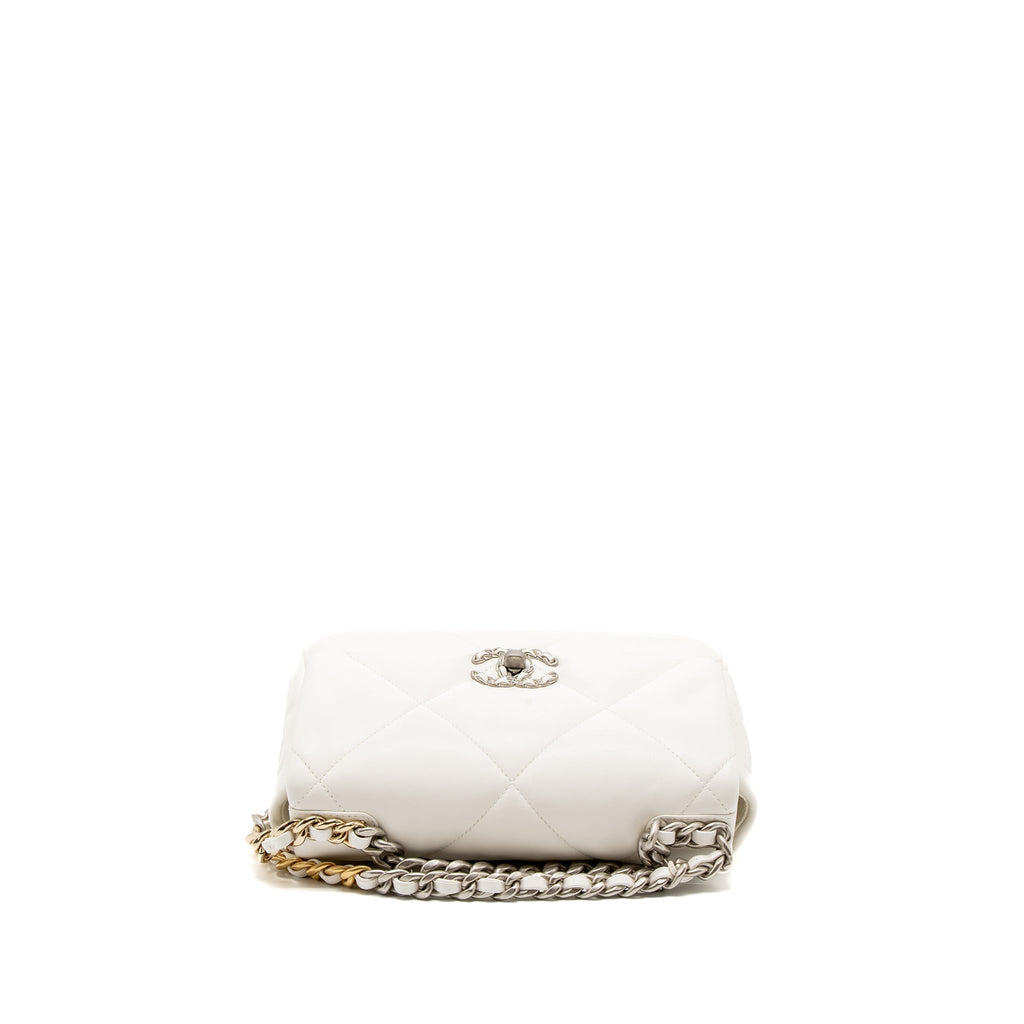 CHANEL SMALL 19 BAG LAMBSKIN WHITE MULTICOLOUR HARDWARE (MICROCHIP)