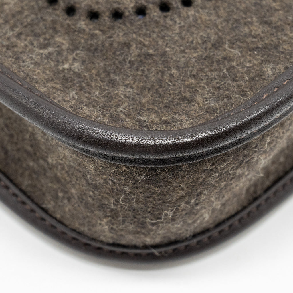 Hermes Mini Evelyne Feutre/Swift/Sangle Wool Ebene GHW