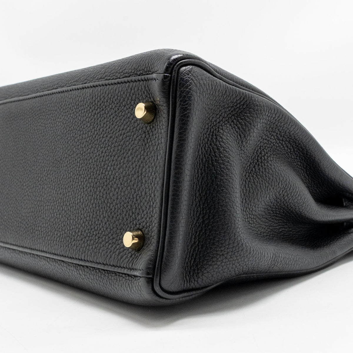Hermes Kelly 28 Togo Black GHW