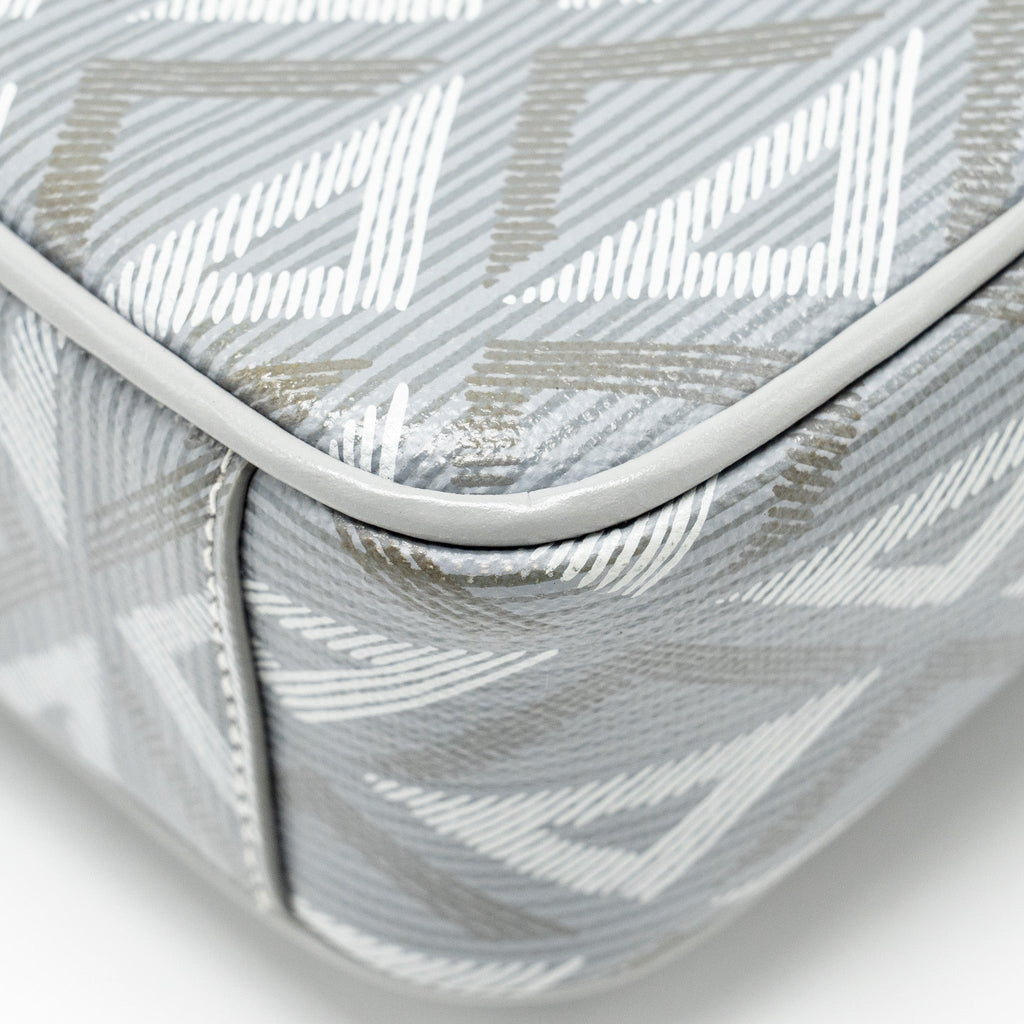 DIOR HIT THE ROAD BAG WITH STRAP DIOR CD DIAMOND CANVAS GREY MULTICOLOUR HARDWARE