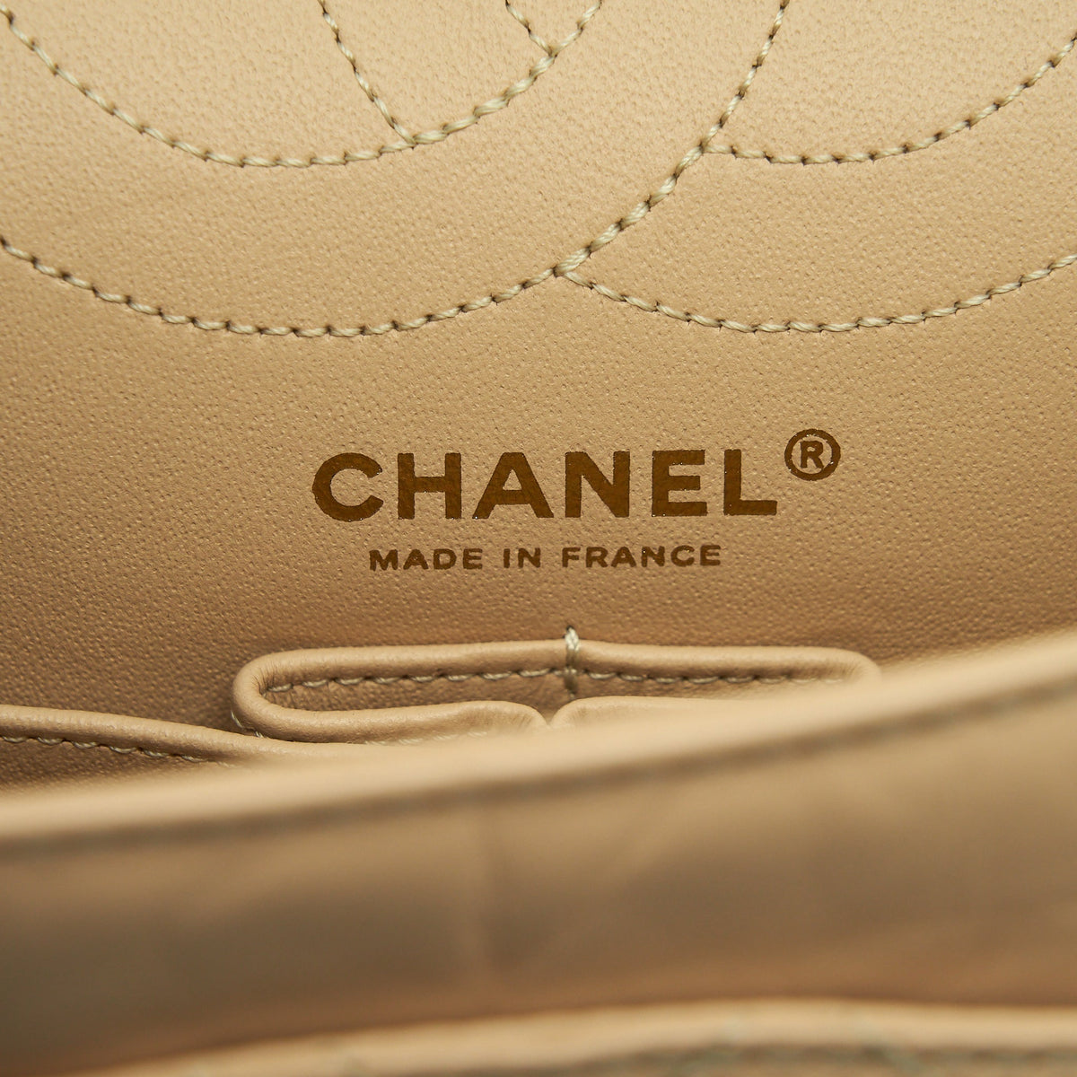 CHANEL 2.55 225 REISSUE DOUBLE FLAP BAG CALFSKIN LIGHT BEIGE GHW
