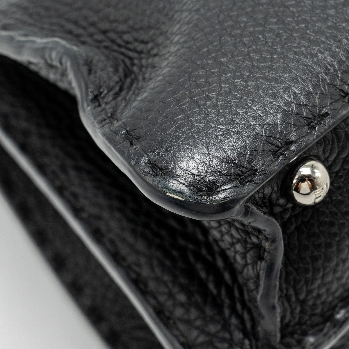 FENDI MEDIUM PEEKABOO BAG CALFSKIN BLACK SHW