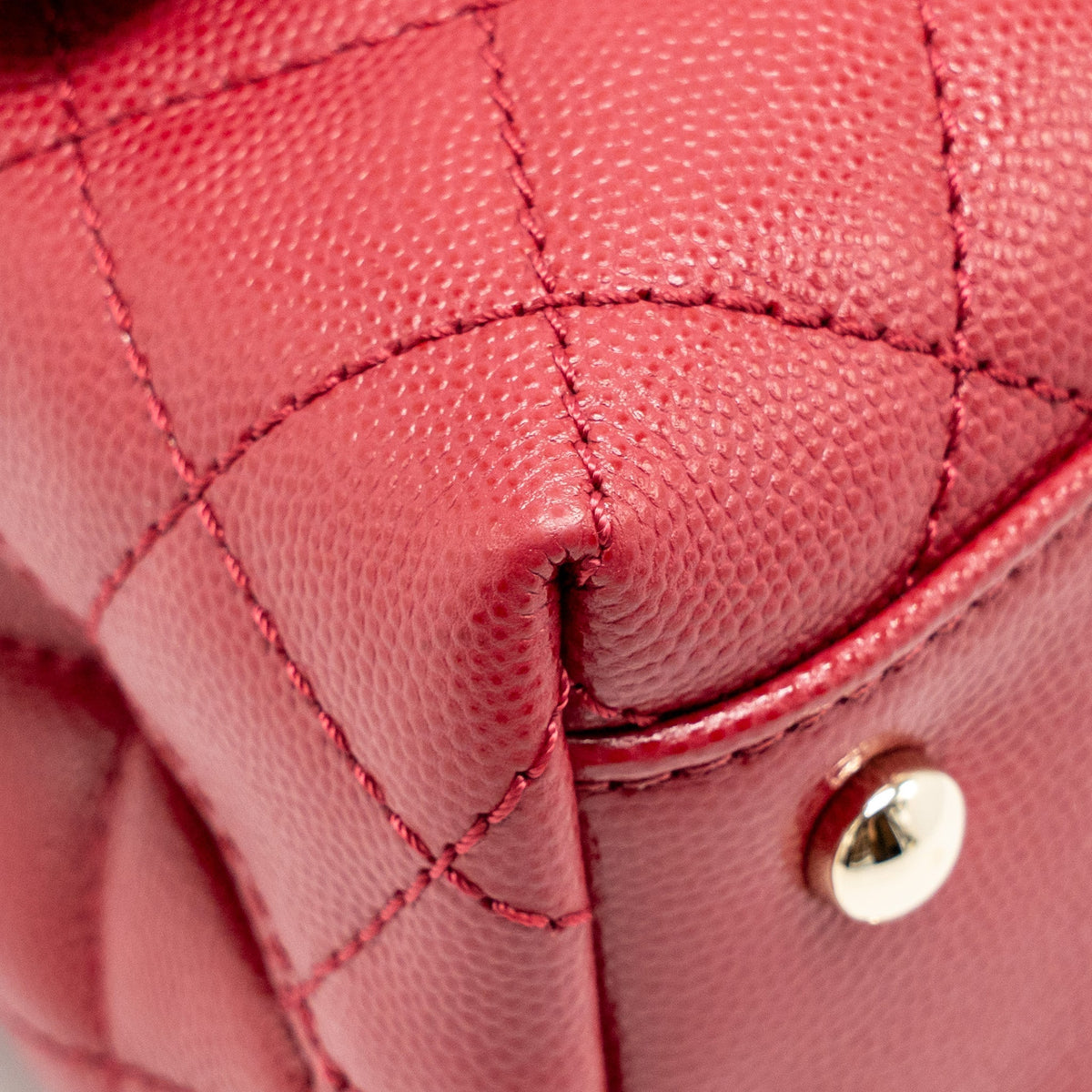 CHANEL SMALL COCO HANDLE CAVIAR RED LGHW (MICROCHIP)