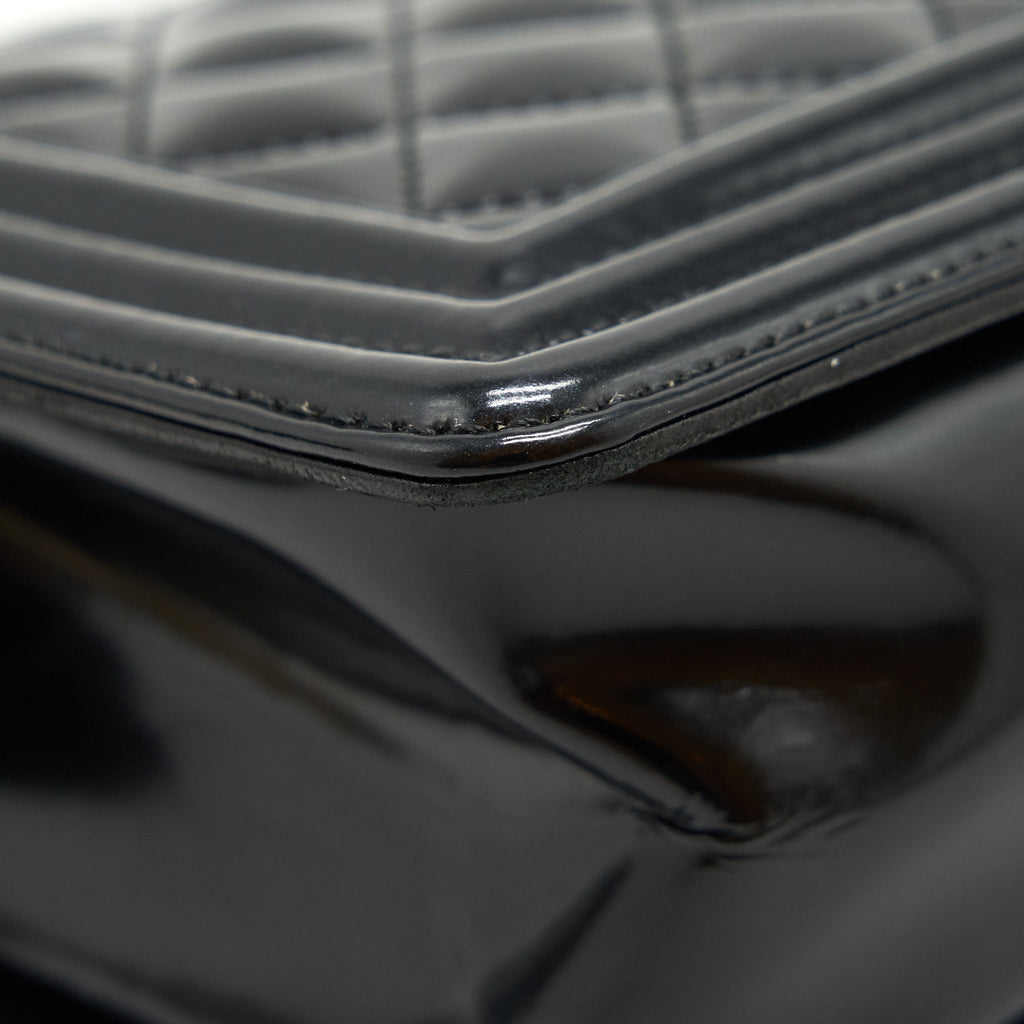 CHANEL MEDIUM LE BOY PATENT LEATHER BLACK LGHW