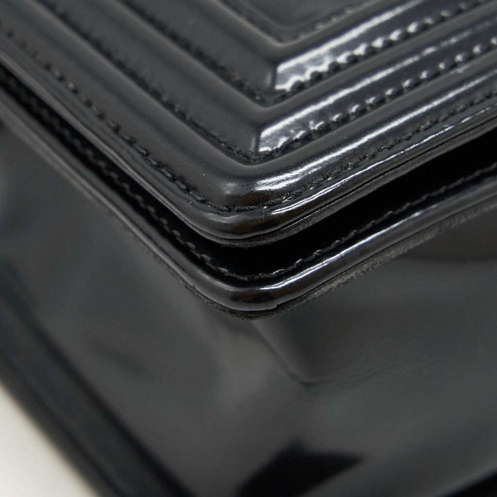 CHANEL MEDIUM LE BOY PATENT LEATHER BLACK LGHW