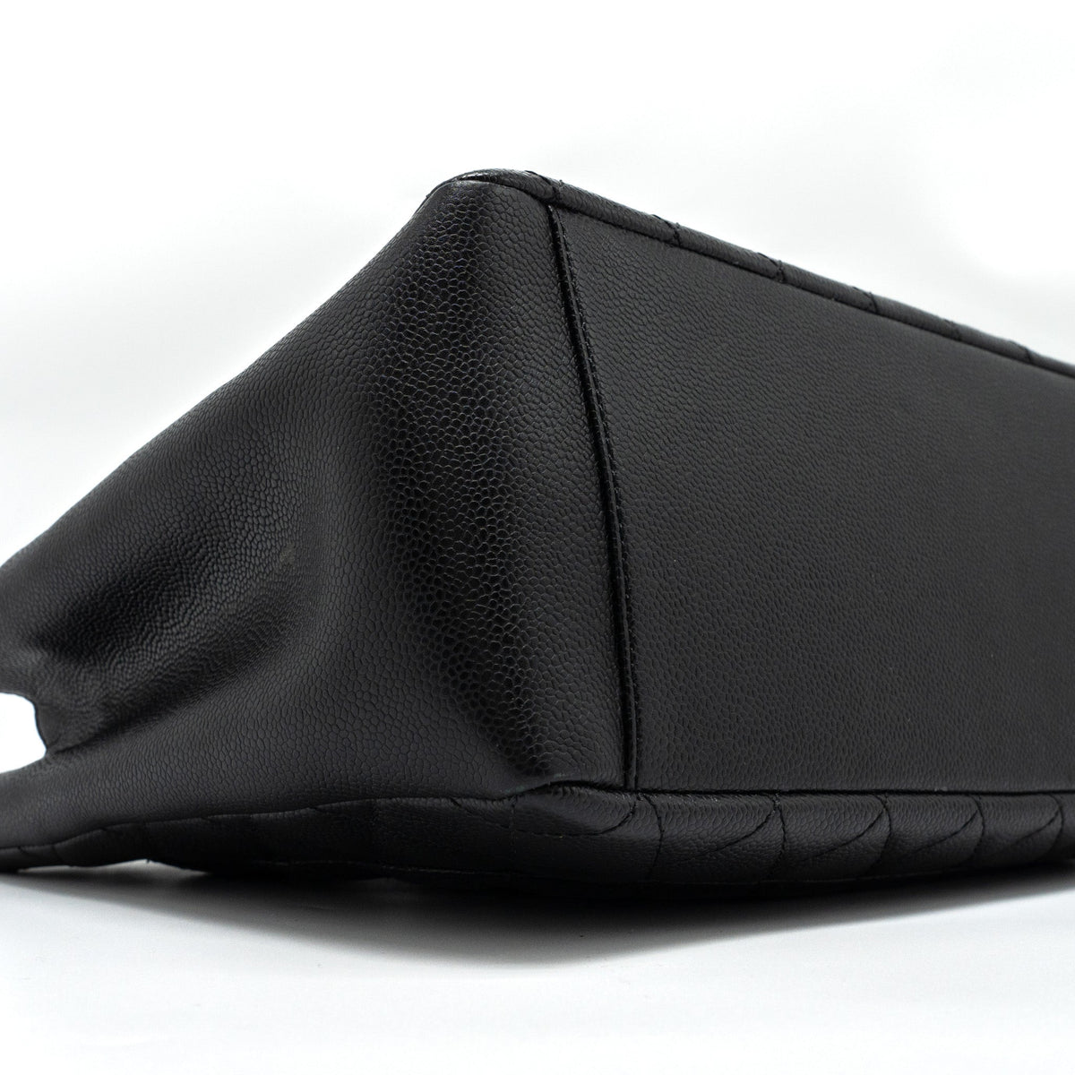 CHANEL GRAND SHOPPING TOTE/GST CAVIAR BLACK GHW