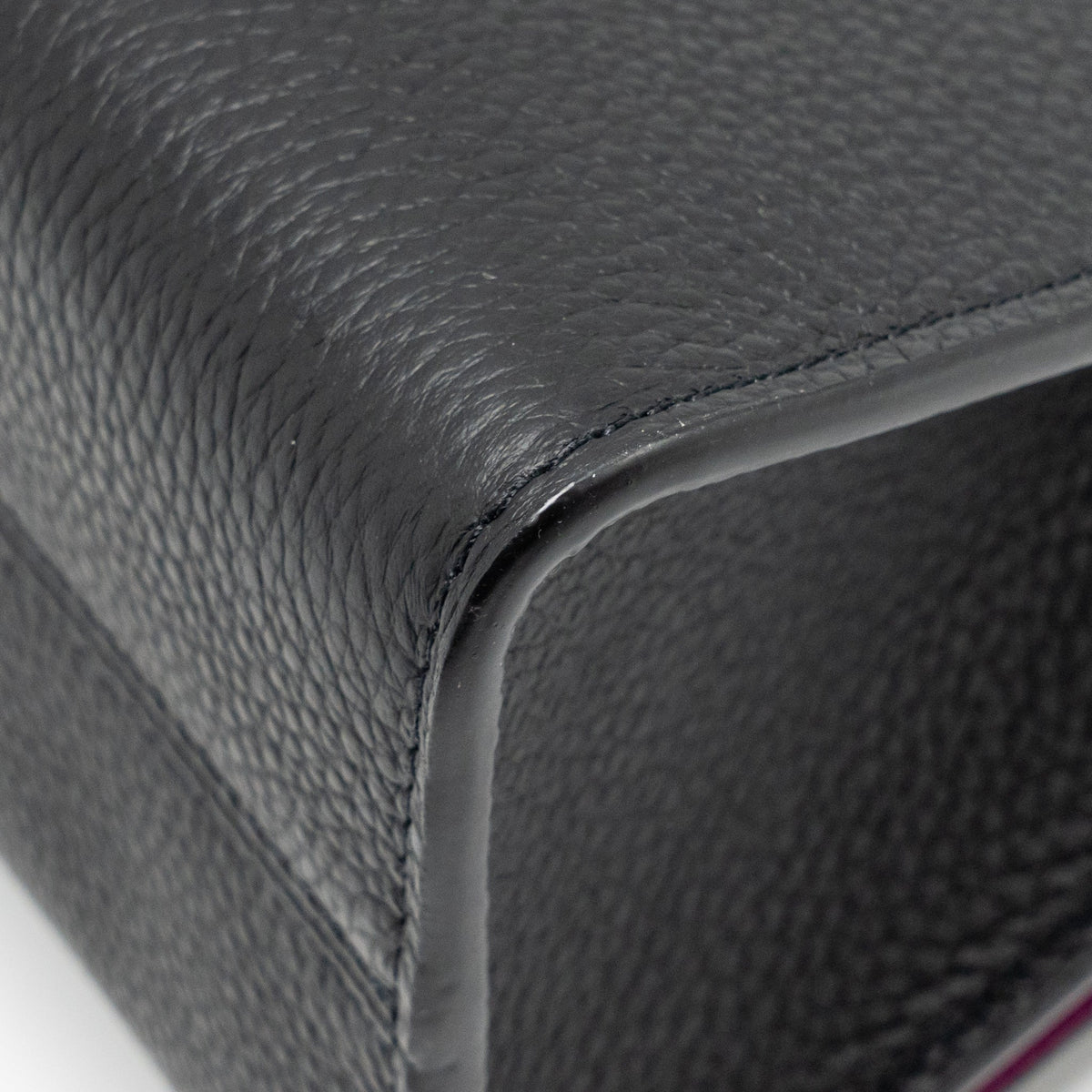 LOUIS VUITTON TWIST ONE HANDLE PM TAURILLON LEATHER BLACK/PINK GHW
