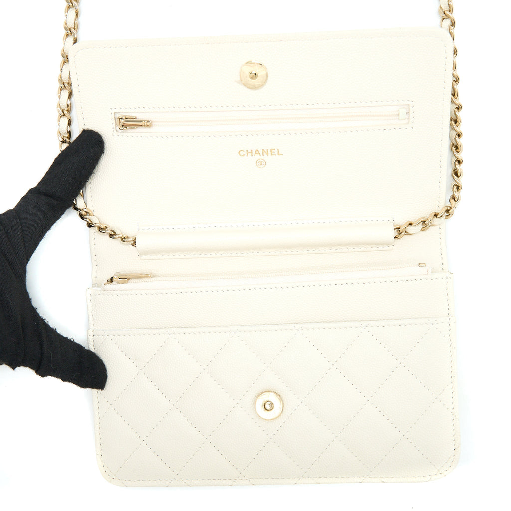 CHANEL CLASSIC WALLET ON CHAIN CAVIAR WHITE LGHW (MICROCHIP)