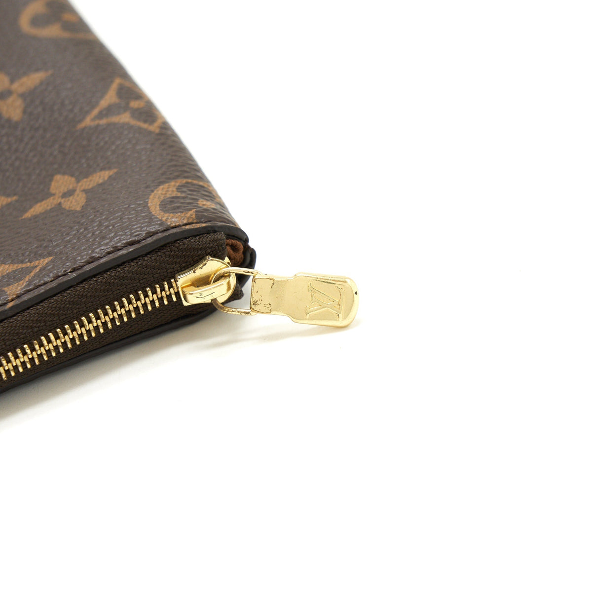 LOUIS VUITTON POCHETTE JOUR GM MONOGRAM