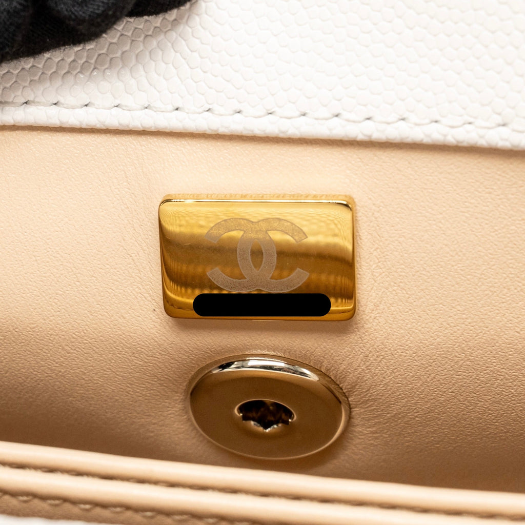 CHANEL SMALL COCO HANDLE CAVIAR WHITE LGHW (MICROCHIP)
