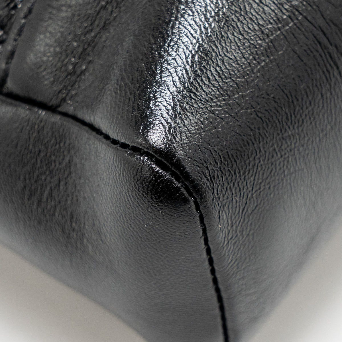 CHANEL MINI 31 BAG SHINY LAMBSKIN BLACK LGHW (MICROCHIP)