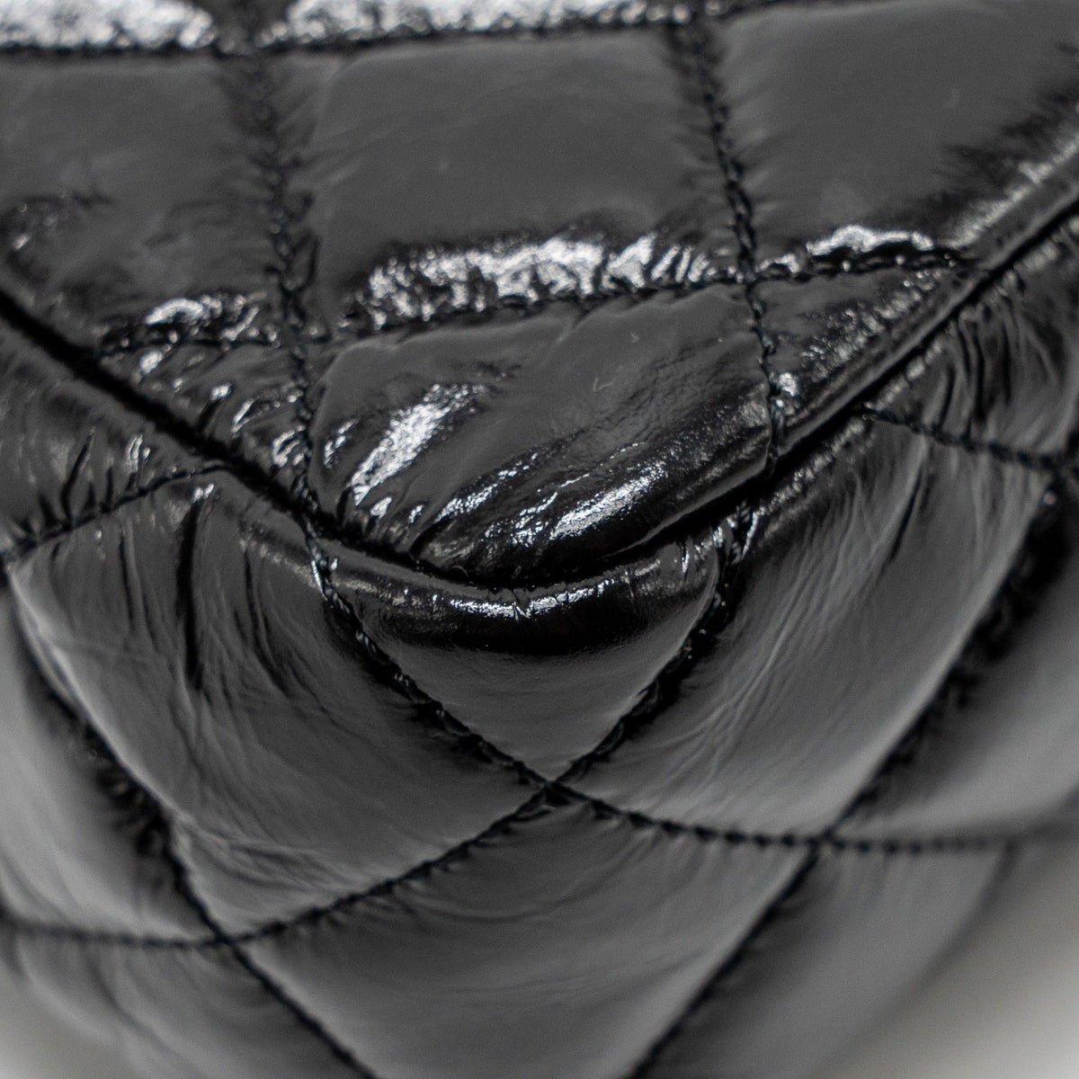 CHANEL 23P HOBO BAG SHINY CALFSKIN BLACK BRUSHED GHW(MICROCHIP)