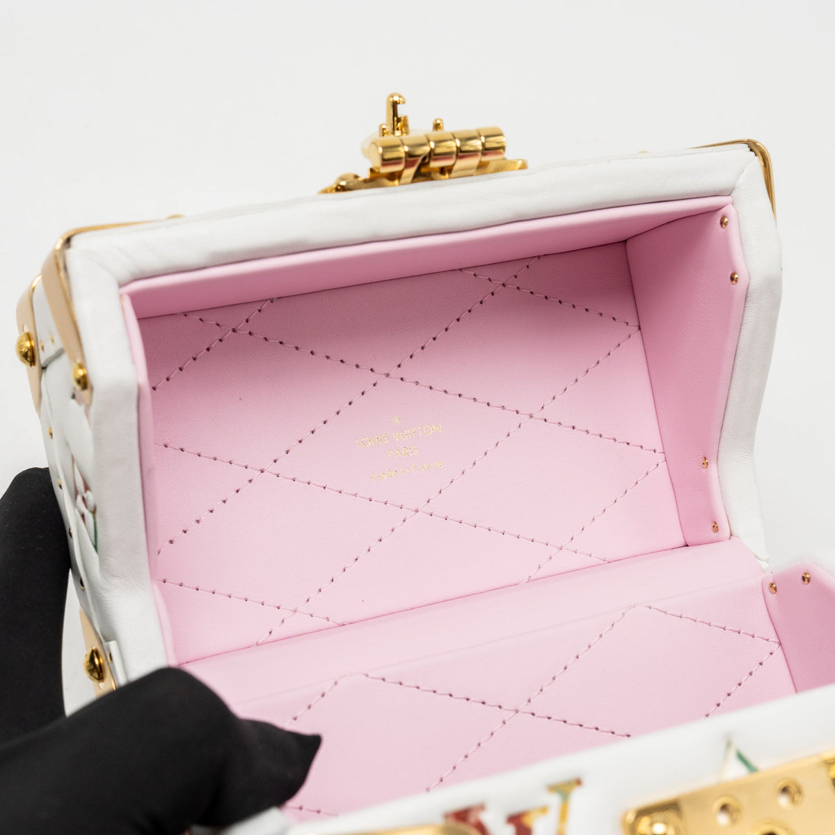Louis Vuitton Camera Box leather cuir white GHW