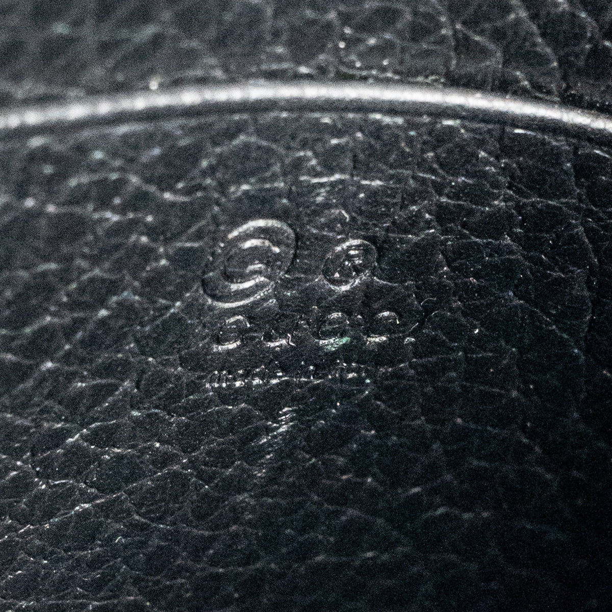 GUCCI INTERLOCKING CHAIN WALLET CALFSKIN BLACK GHW