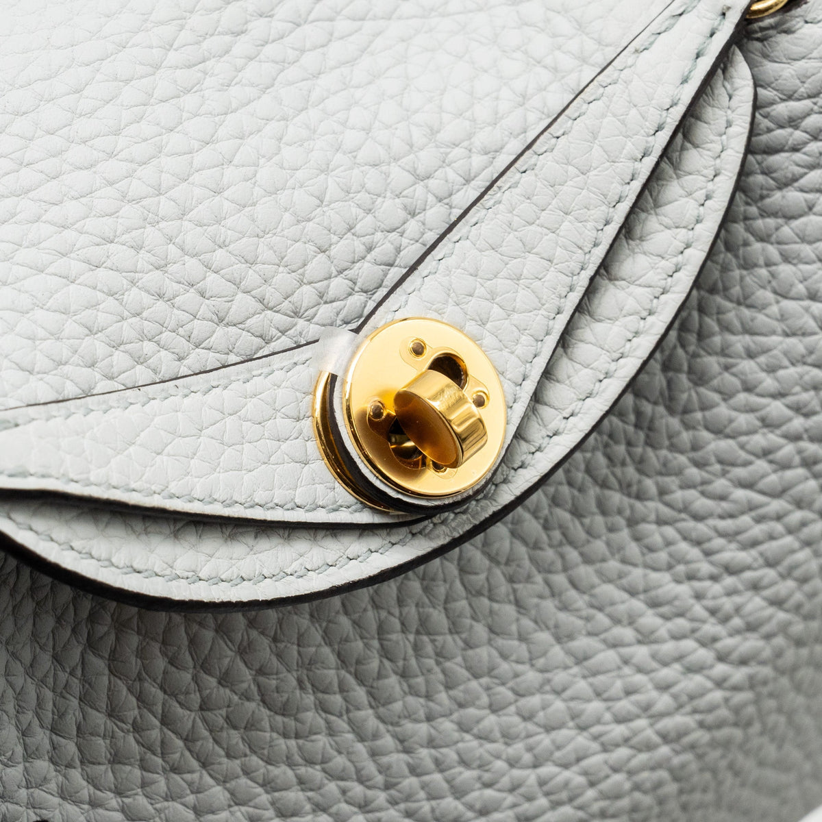 Hermes Mini Lindy Clemence Bleu Pale GHW