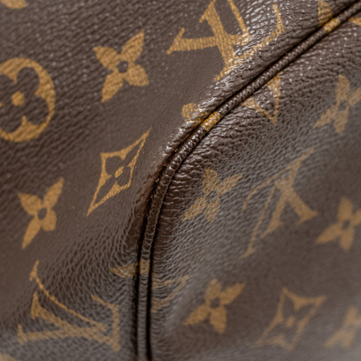 LOUIS VUITTON NEVERFULL MM MONOGRAM CANVAS GHW