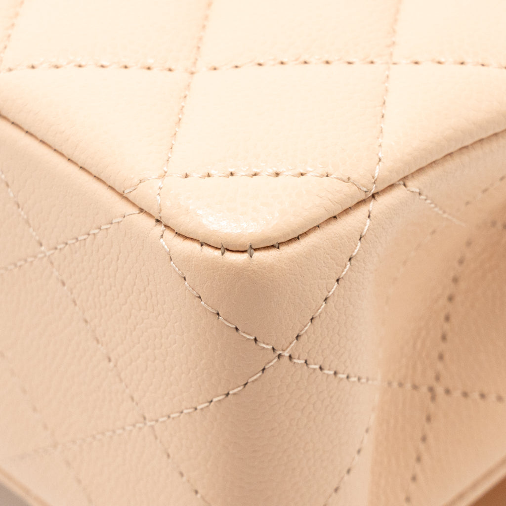 CHANEL MEDIUM CLASSIC DOUBLE FLAP BAG CAVIAR LIGHT BEIGE LGHW (MICROCHIP)