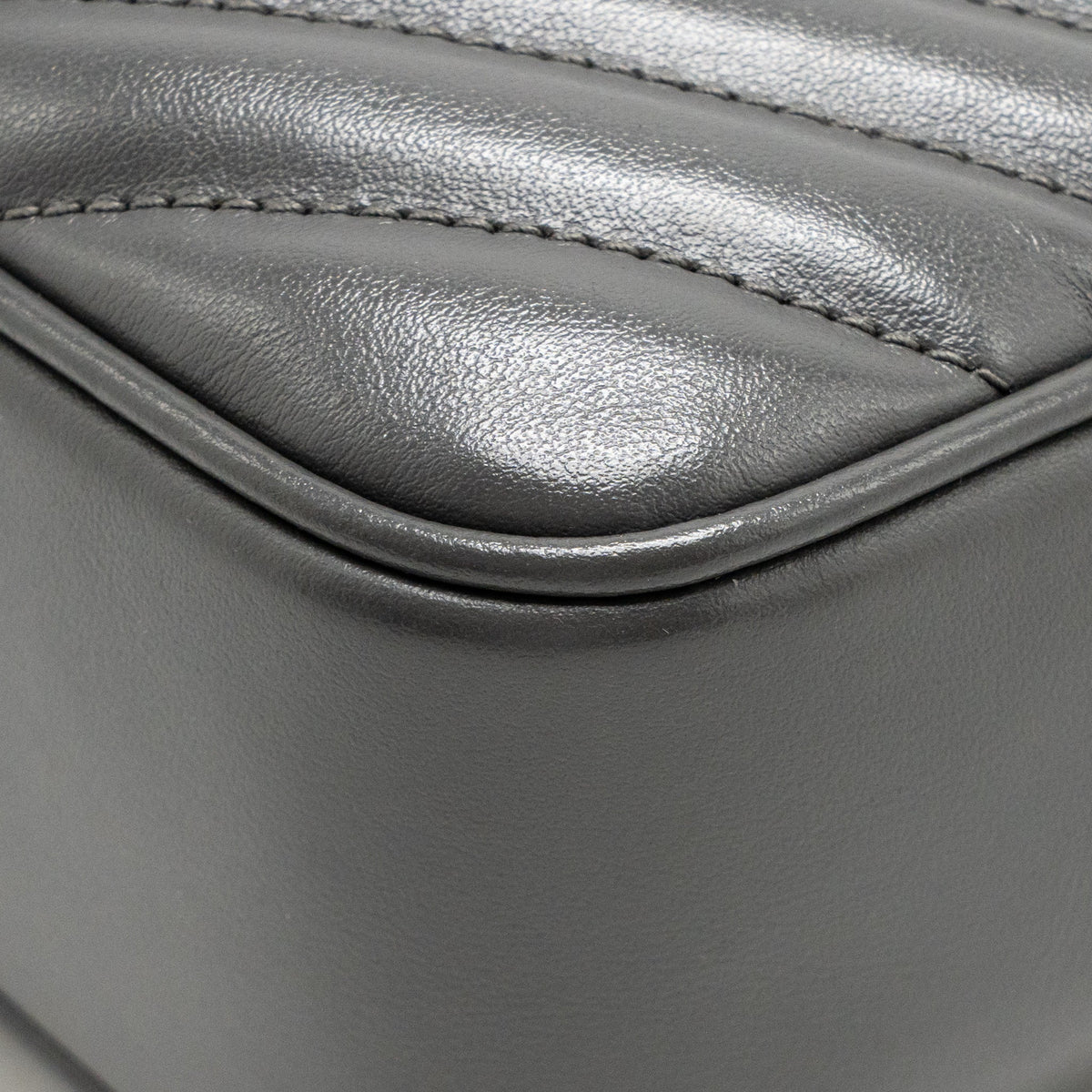 Saint Laurent/YSL Lou Camera Bag Calfskin Slight Grey GHW