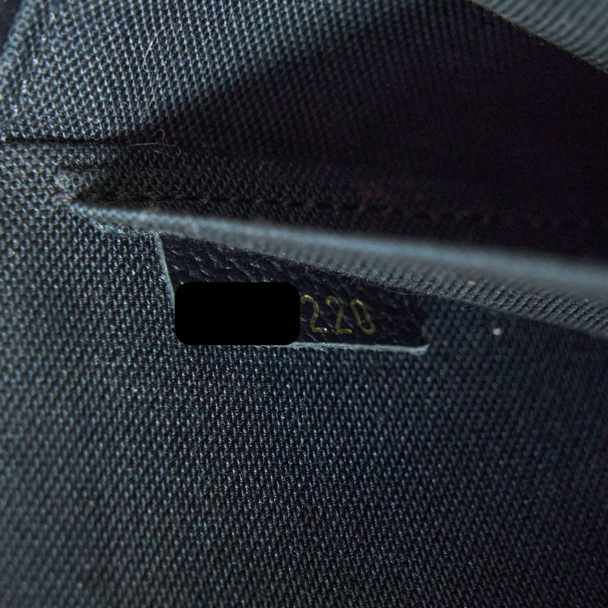 LOUIS VUITTON FELICIE POCHETTE MONOGRAM EMPREINTE BLACK GHW