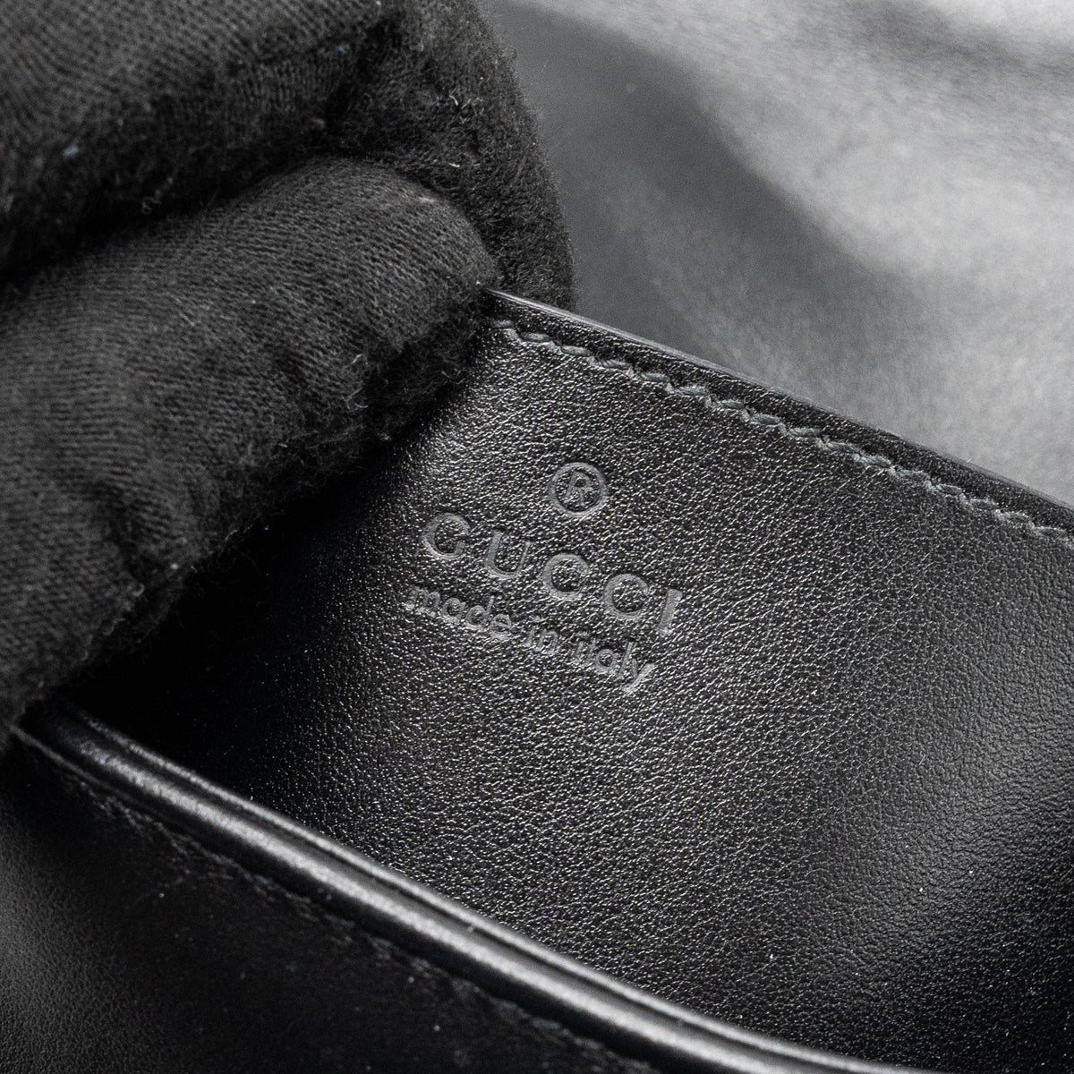 GUCCI MINI MARMONT CALFSKIN BLACK WITH BLACK HARDWARE