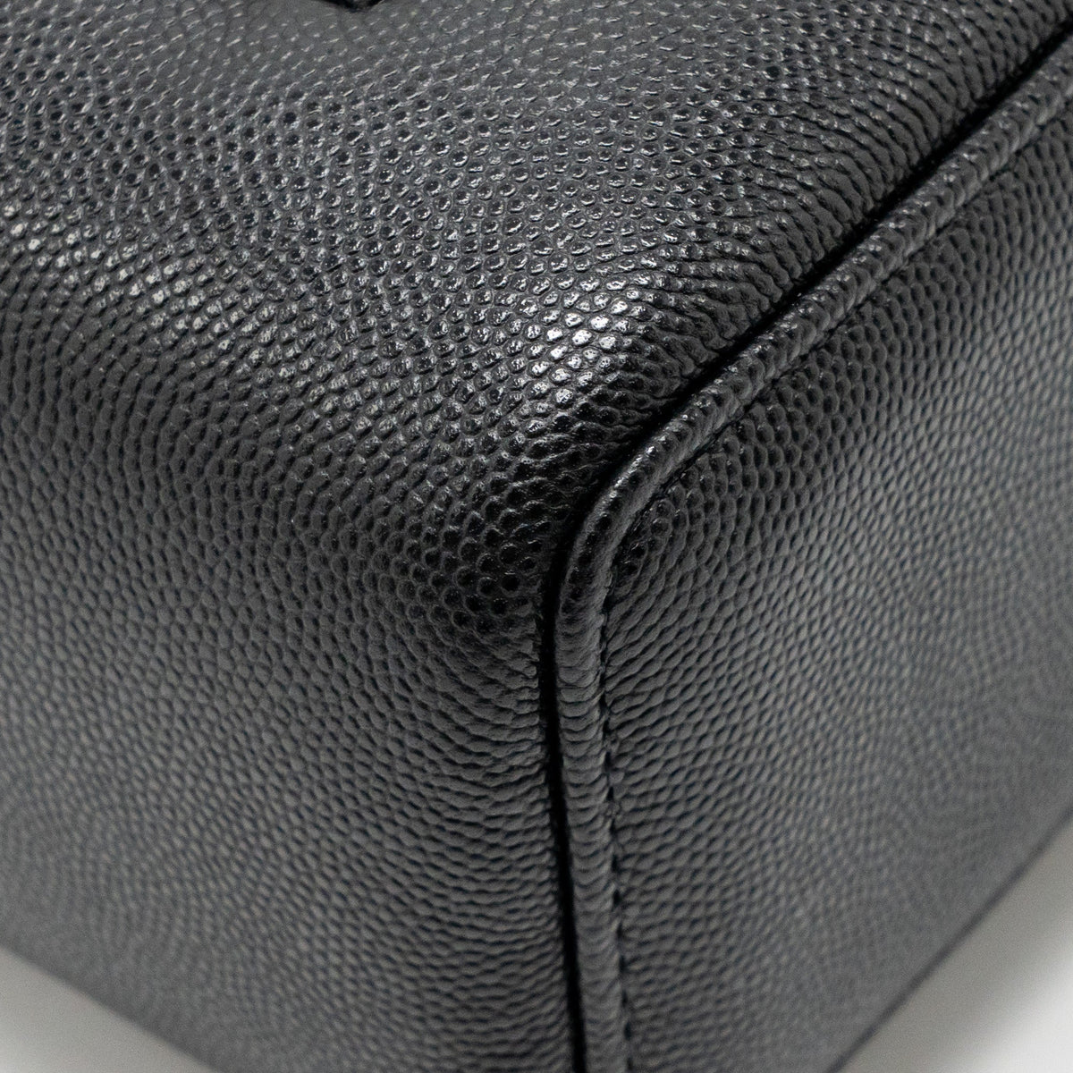 CHANEL 26P PREPPY COCO MINI VANITY SHOULDER BAG CAVIAR BLACK GHW (MICROCHIP)