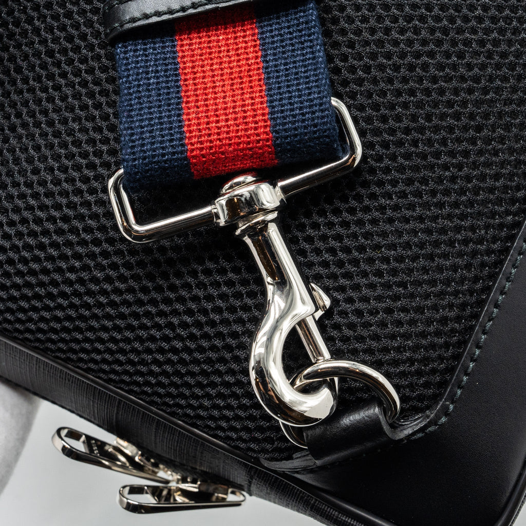 GUCCI GG BLACK SLING BACKPACK GG SUPREME CANVAS BLACK SHW