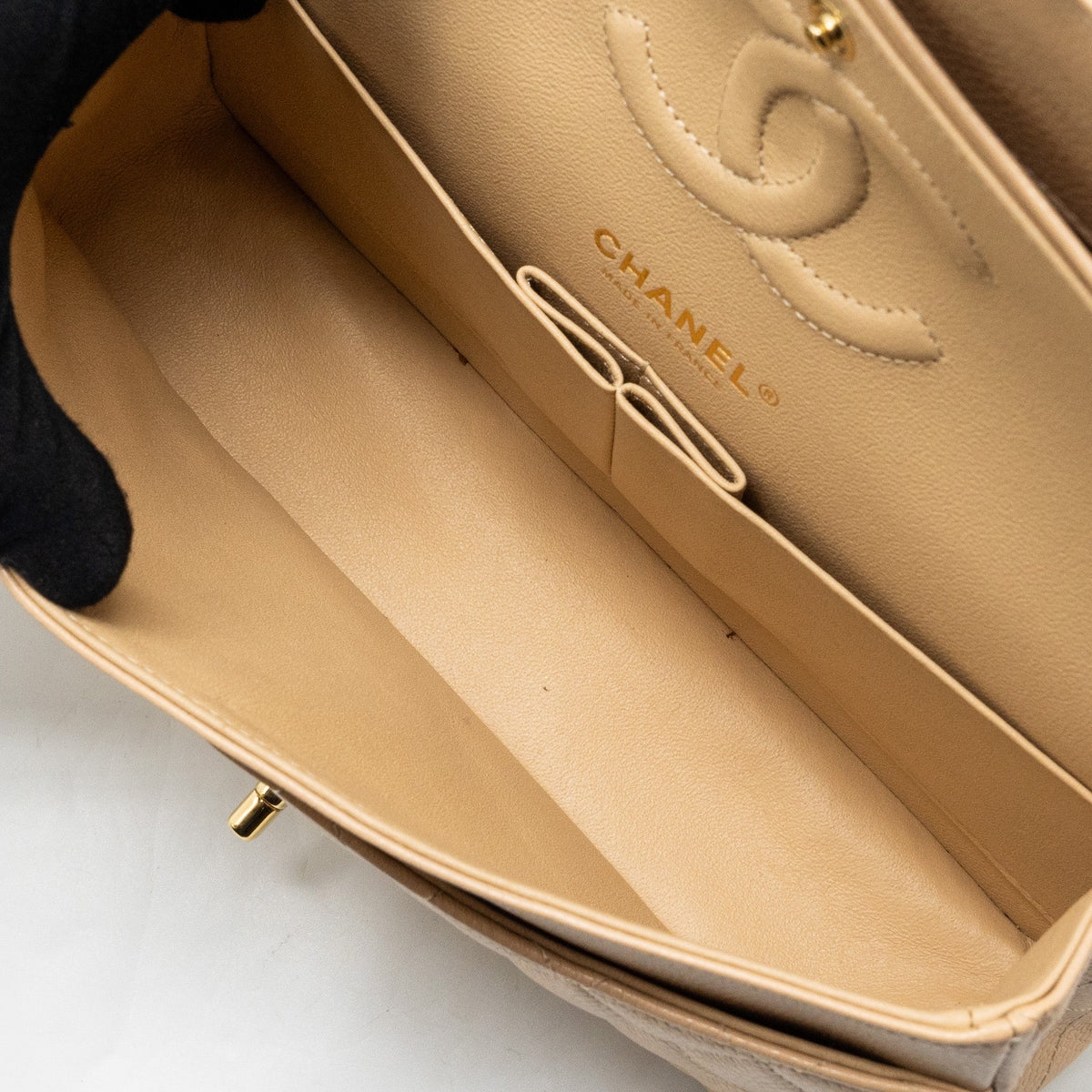 CHANEL MEDIUM CLASSIC DOUBLE FLAP BAG CAVIAR BEIGE GHW