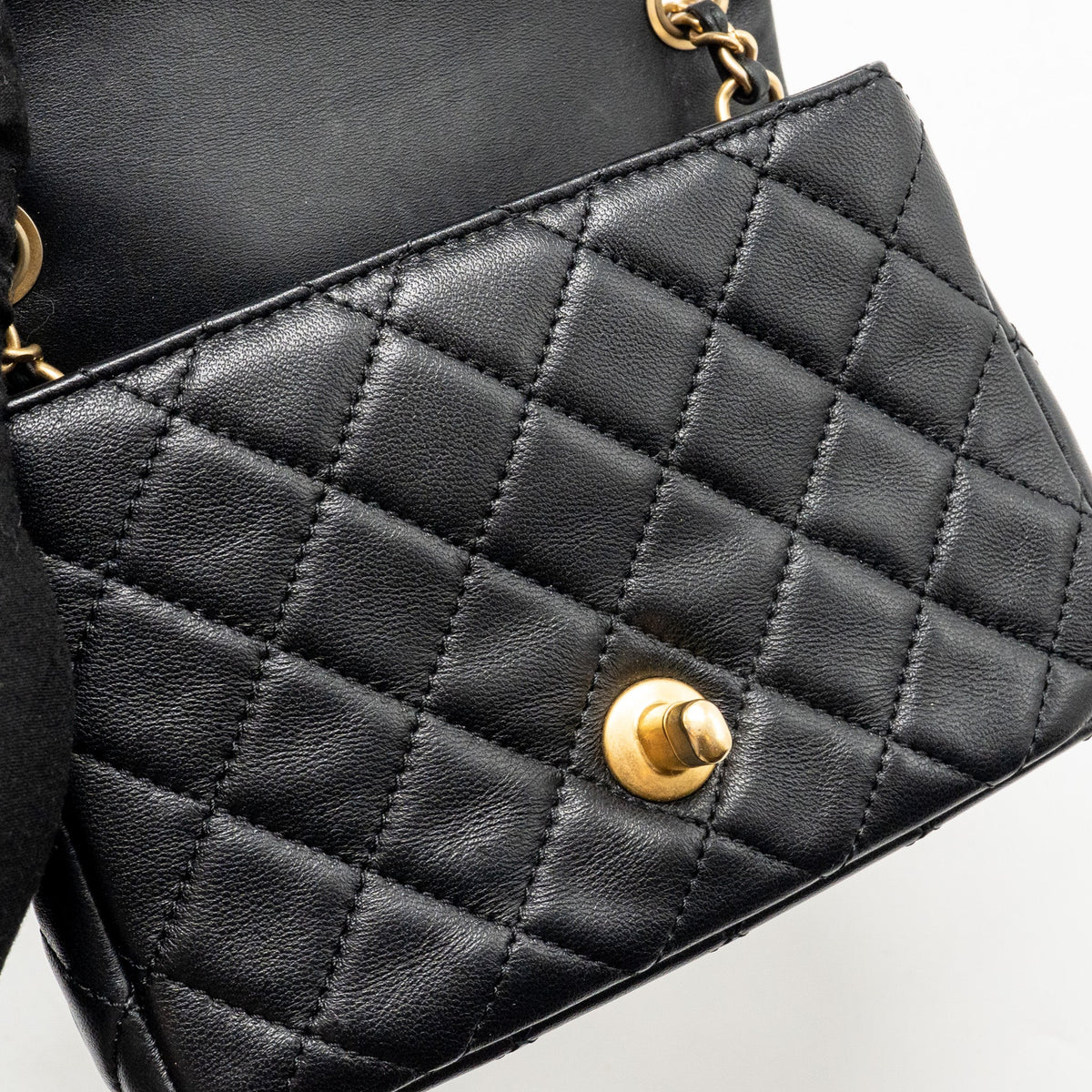 CHANEL PEARL CRUSH MINI SQUARE FLAP BAG LAMBSKIN BLACK GHW (MICROCHIP)
