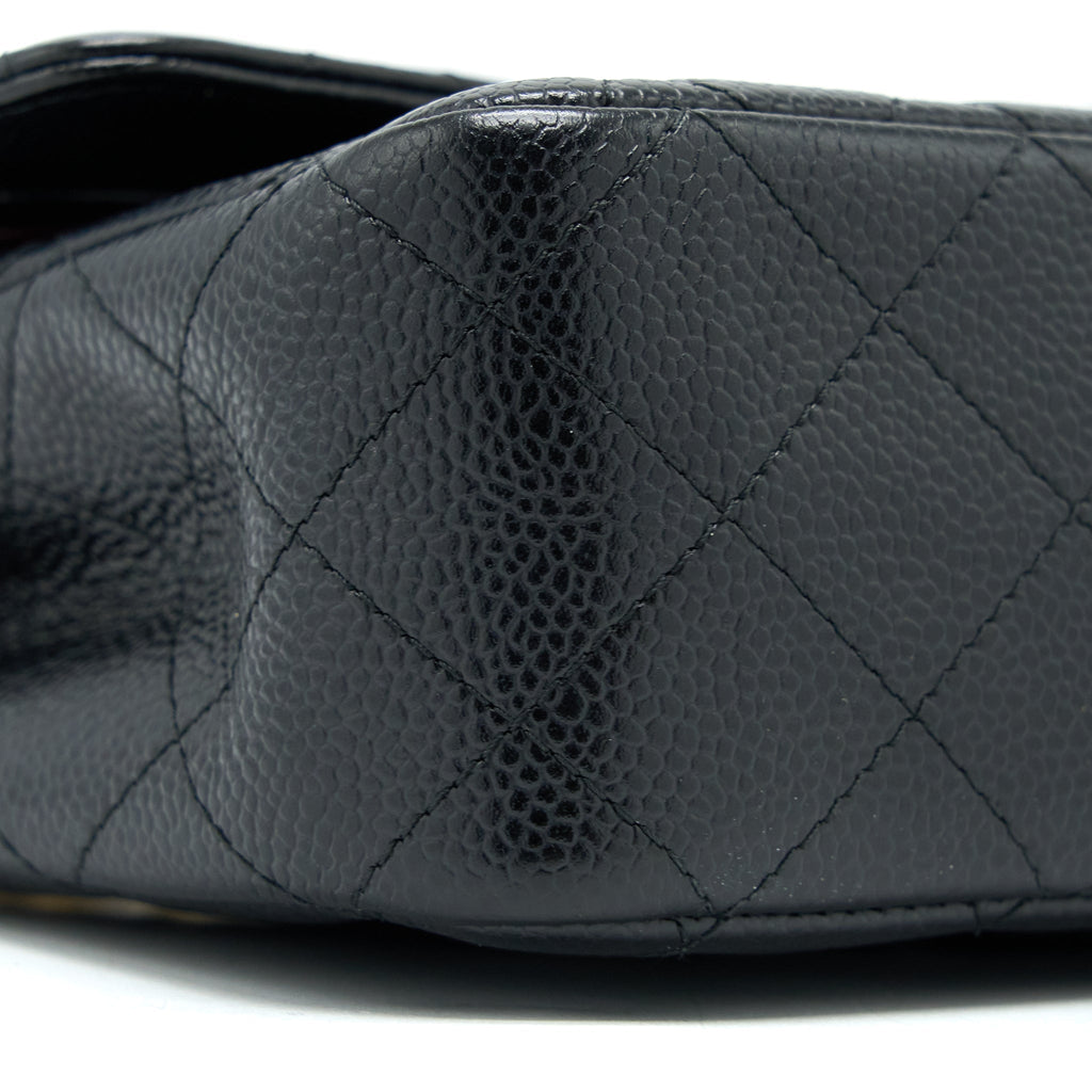 CHANEL MEDIUM CLASSIC DOUBLE FLAP BAG CAVIAR BLACK GHW