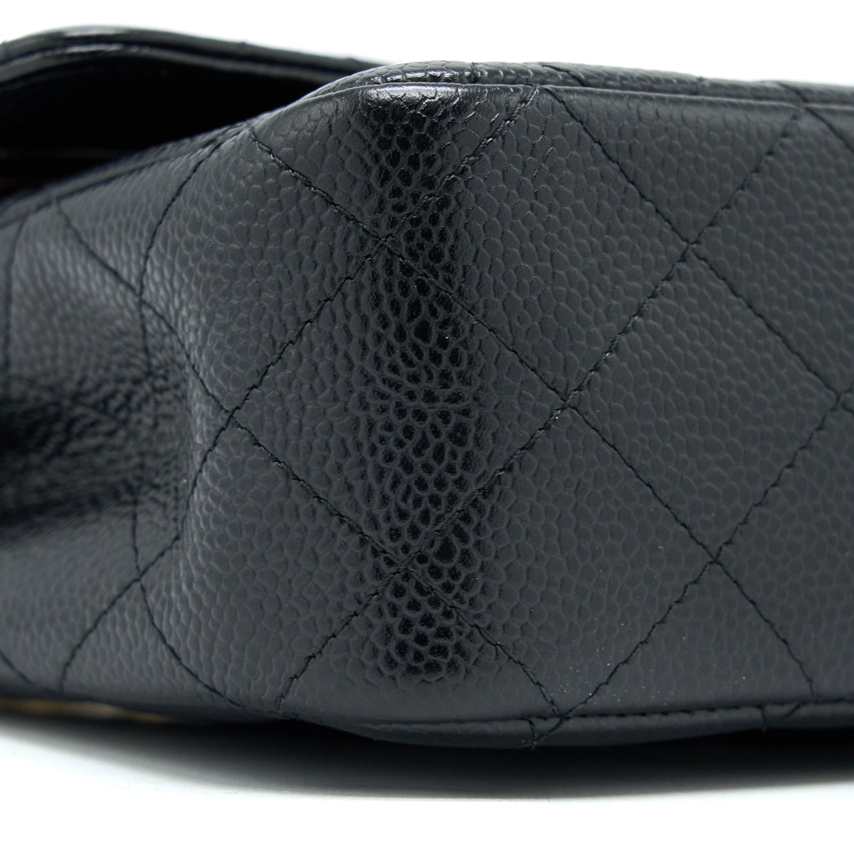 CHANEL MEDIUM CLASSIC DOUBLE FLAP BAG CAVIAR BLACK GHW