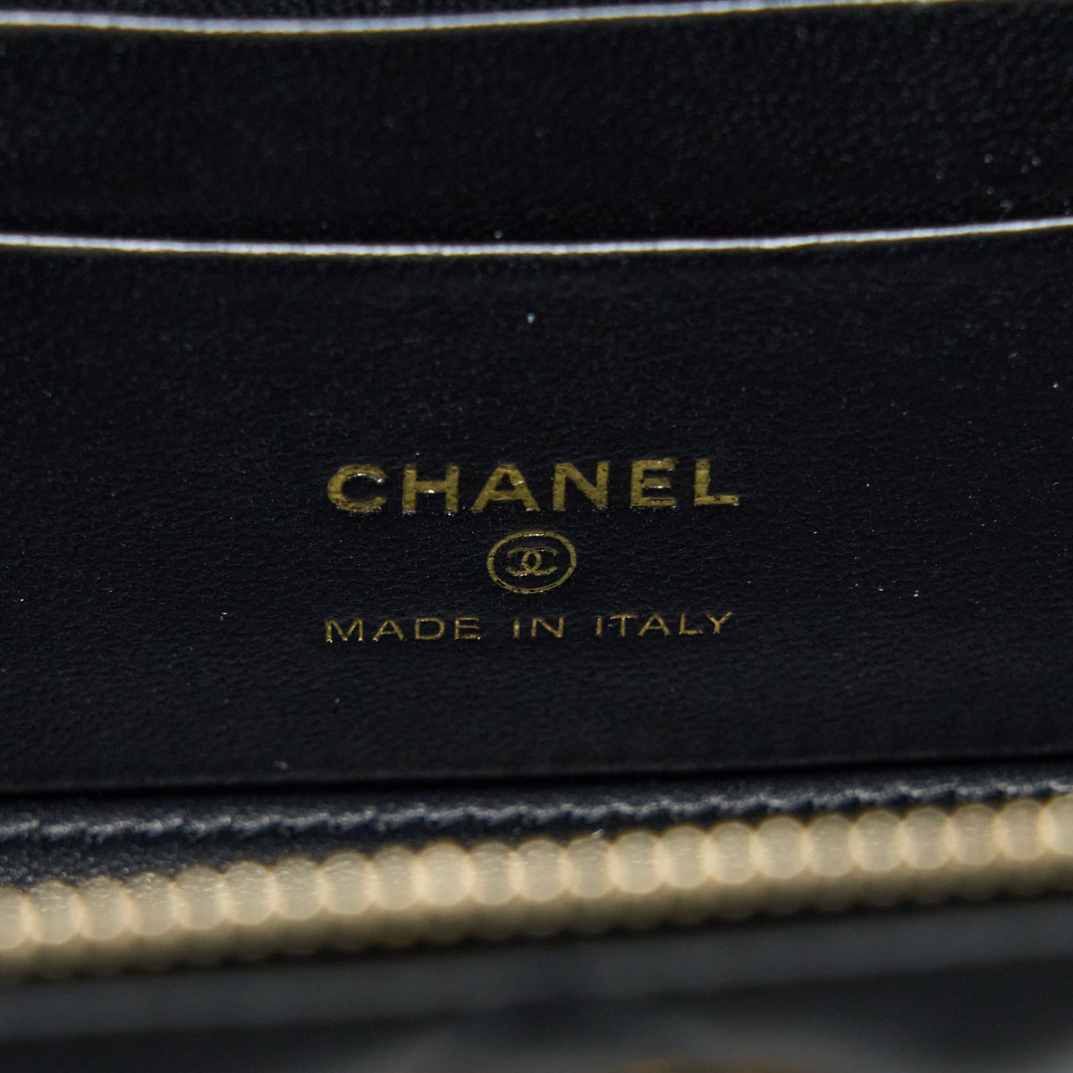 CHANEL 22K GOLD PILLAR ADJUSTABLE CHAIN LONG VANITY LAMBSKIN BLACK GHW