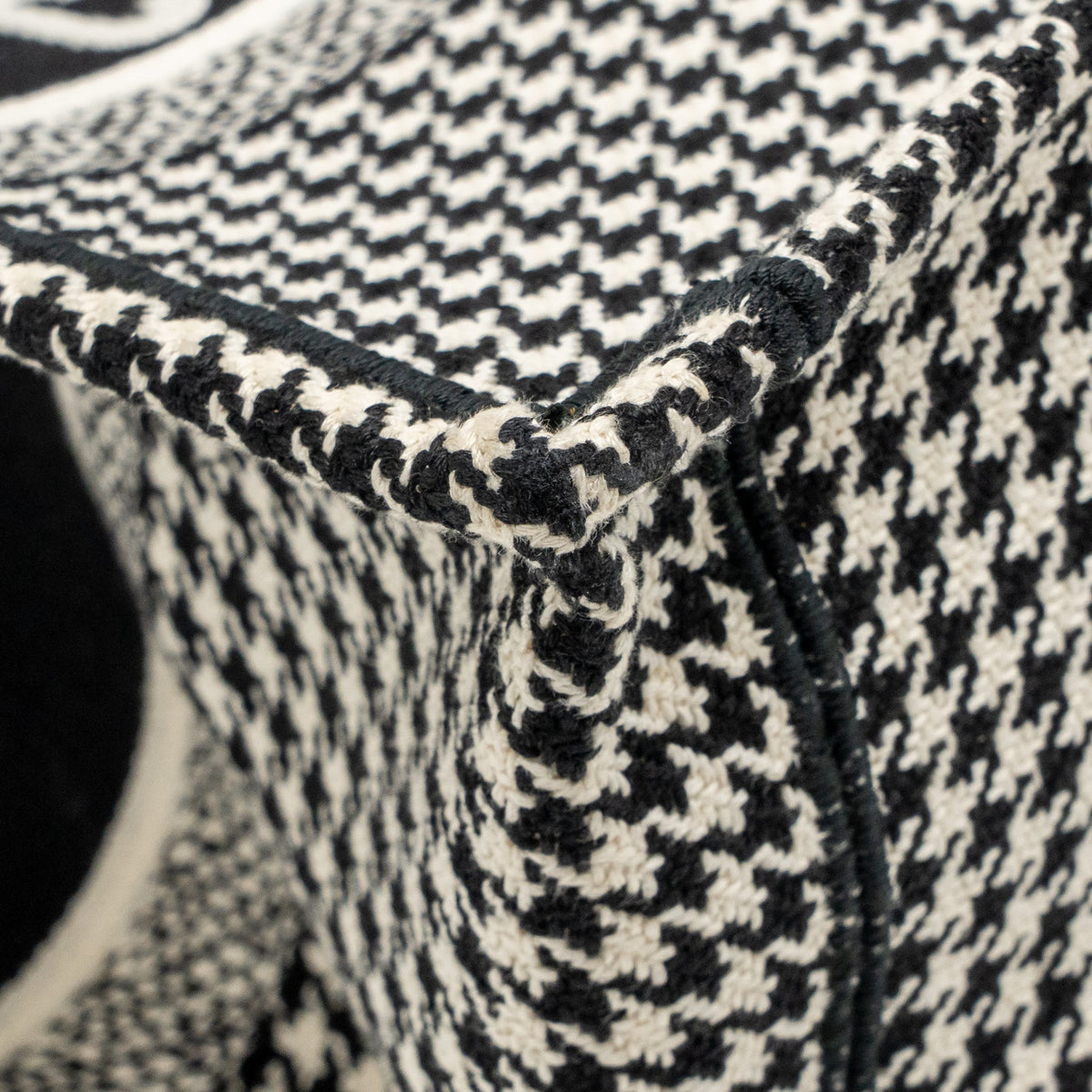 Dior Medium Houndstooth Embroidery Book Tote Canvas Black / White