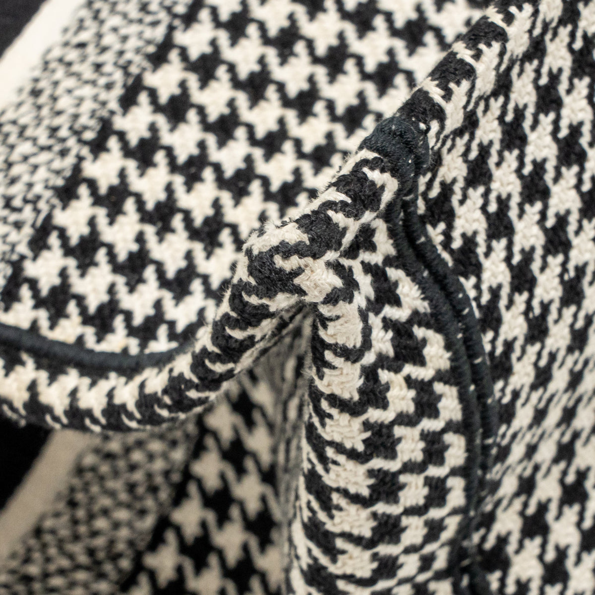 Dior Medium Houndstooth Embroidery Book Tote Canvas Black / White