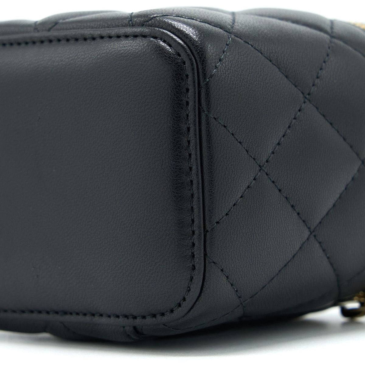 CHANEL PEARL CRUSH MINI VANITY LAMBSKIN BLACK GHW