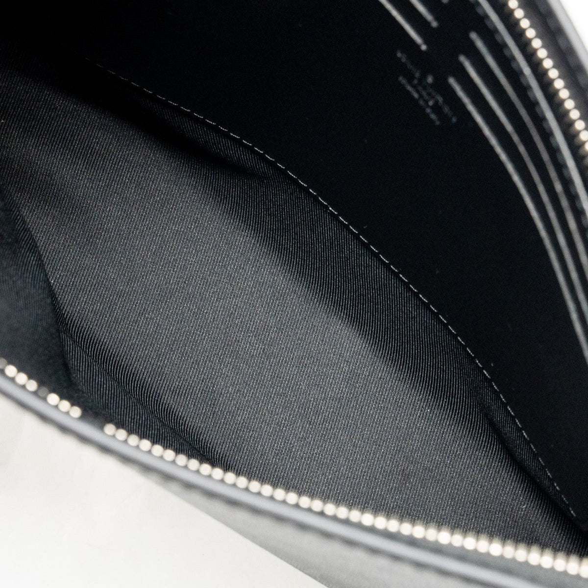 Louis Vuitton Pochette Voyage Damier Graphite Canvas Black SHW