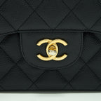 CHANEL JUMBO CLASSIC DOUBLE FLAP BAG CAVIAR BLACK GHW
