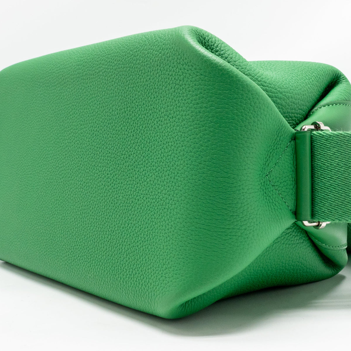 HERMES EMILE 30 BAG TOGO/SWIFT Bamboo SHW
