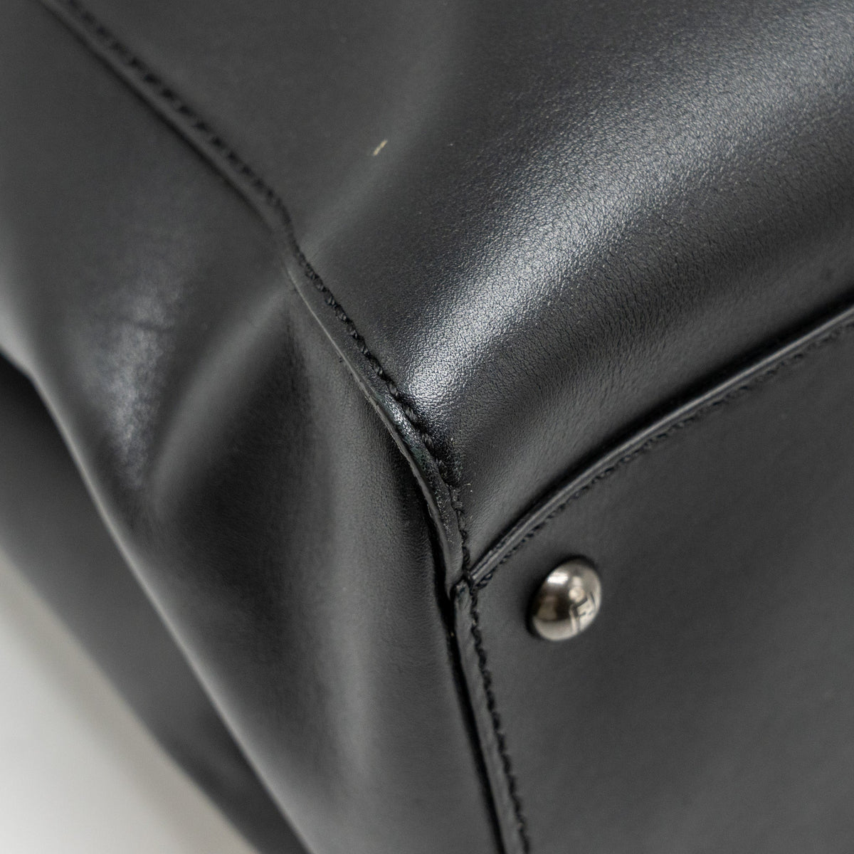 FENDI LARGE PEEKABOO BAG CALFSKIN BLACK GHW